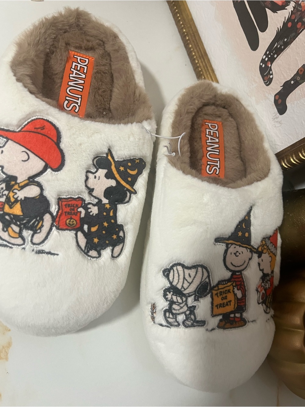 Peanuts Halloween slippers